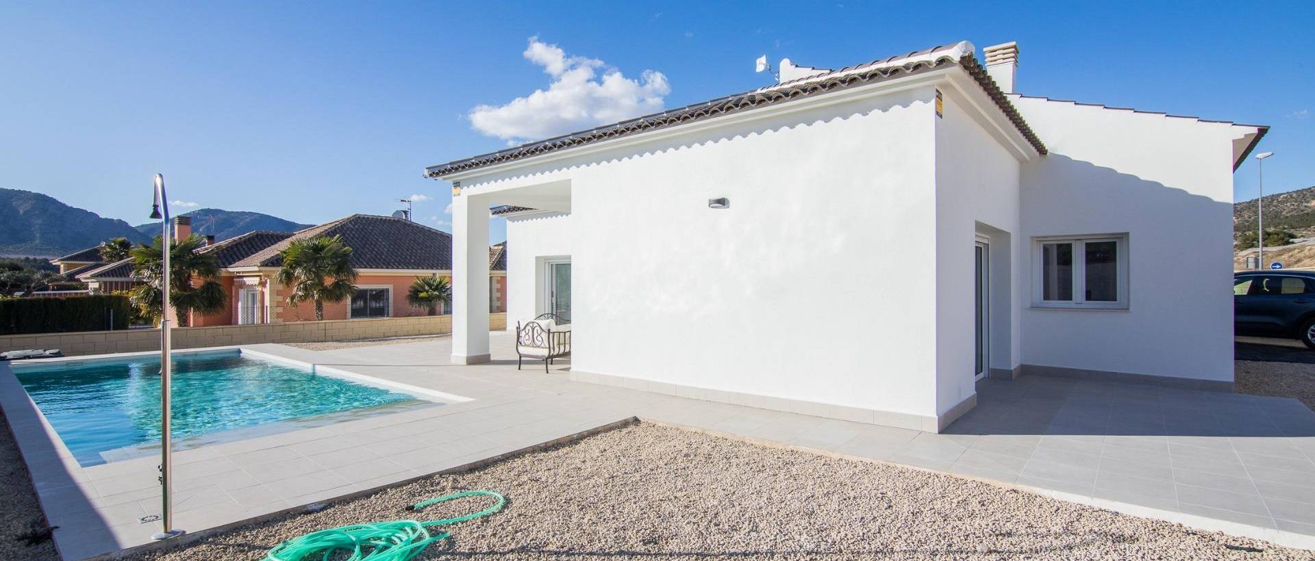 Obra Nueva - Villa / Chalet - Pinoso - Lel