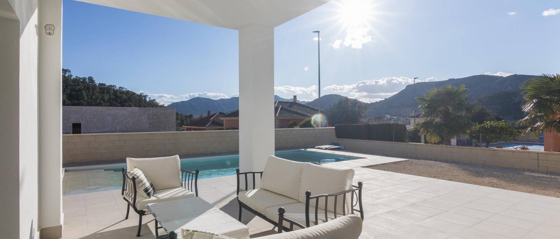 Obra Nueva - Villa / Chalet - Pinoso - Lel
