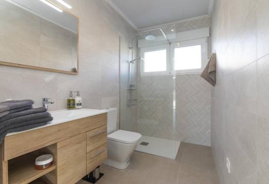 Obra Nueva - Villa / Chalet - Pinoso - Lel