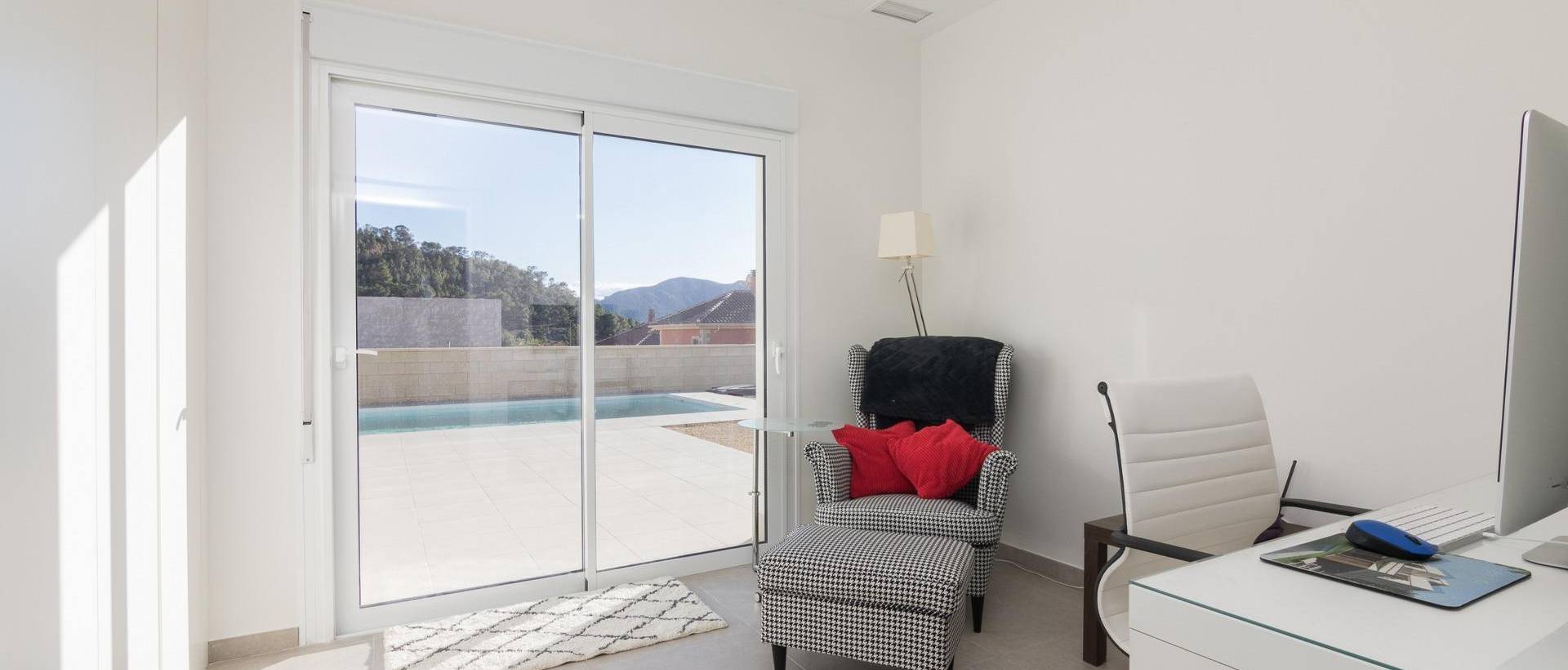 Obra Nueva - Villa / Chalet - Pinoso - Lel