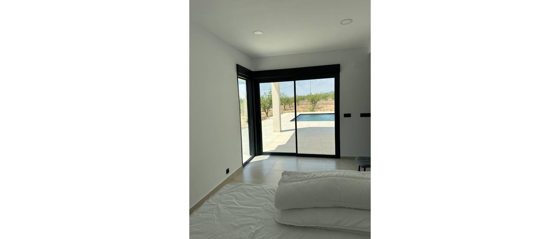 Obra Nueva - Villa / Chalet - Pinoso - Lel