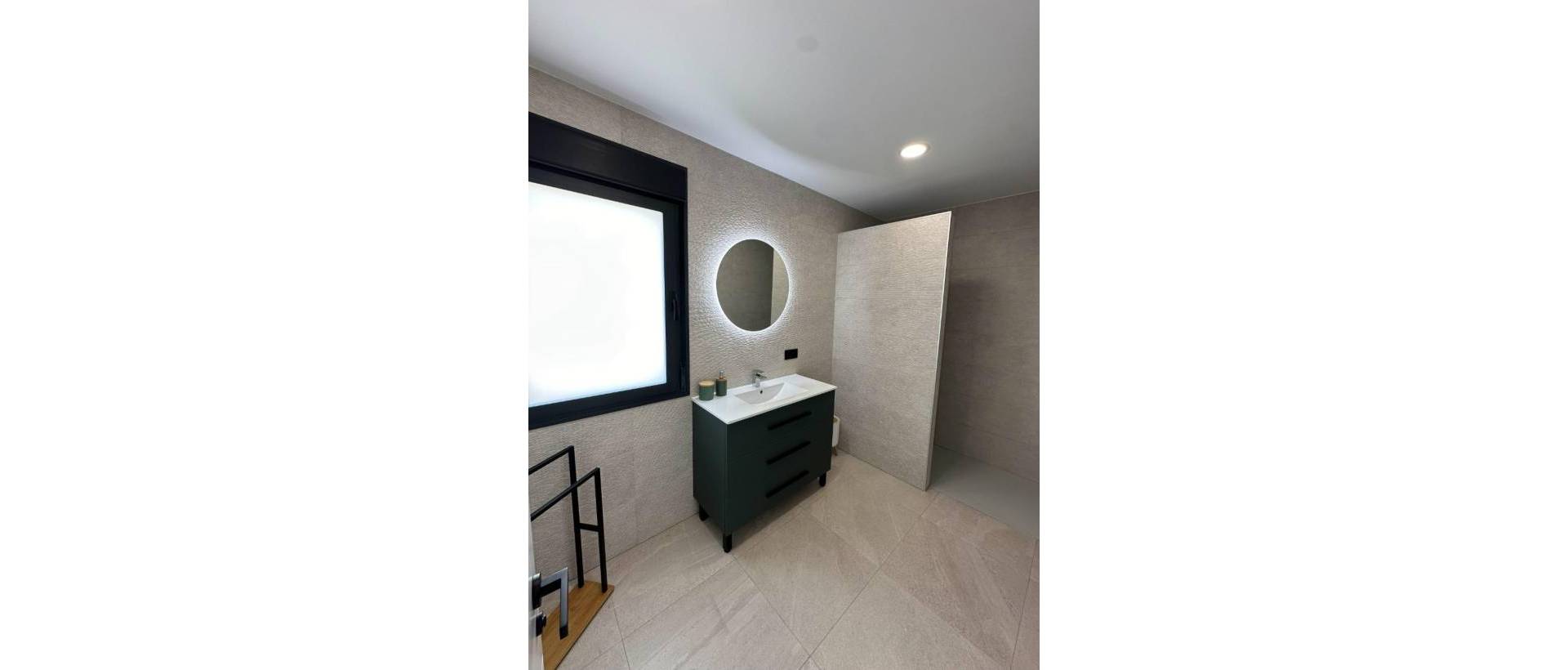 Obra Nueva - Villa / Chalet - Pinoso - Lel