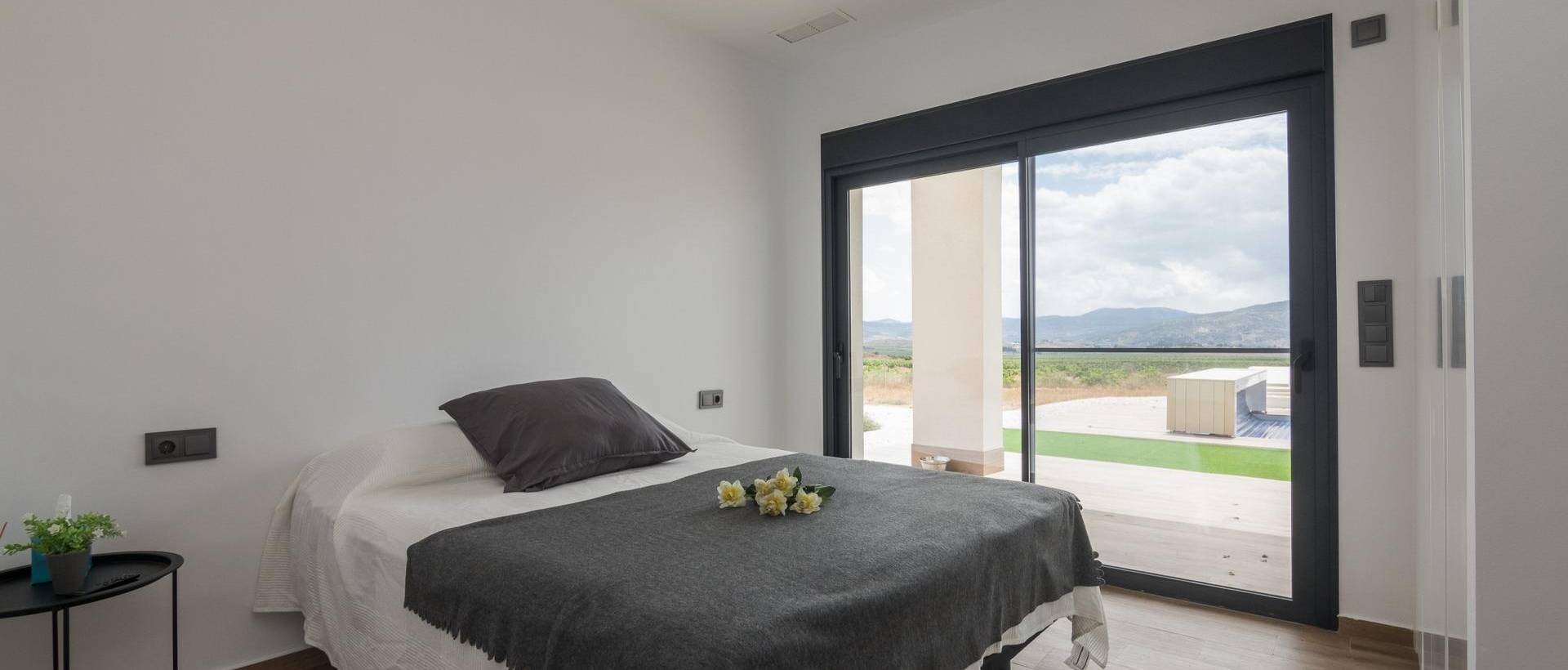 Obra Nueva - Villa / Chalet - Pinoso - Lel