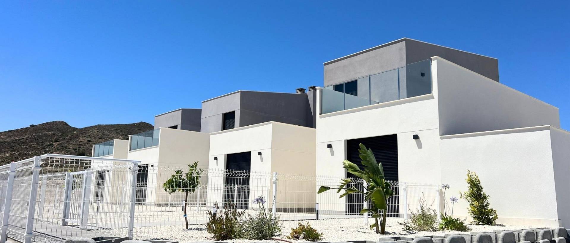 Obra Nueva - Semidetached - BAÑOS Y MENDIGO - Altaona Golf