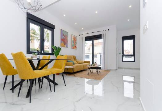 Obra Nueva - Villa / Chalet - Torrevieja - Torretas