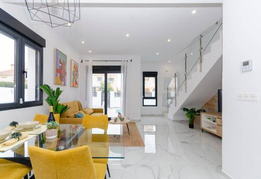 Obra Nueva - Villa / Chalet - Torrevieja - Torretas