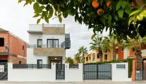 Obra Nueva - Villa / Chalet - Torrevieja - Torretas