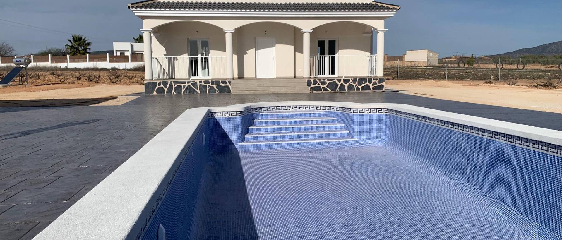 Obra Nueva - Villa / Chalet - Pinoso - Camino Del Prado