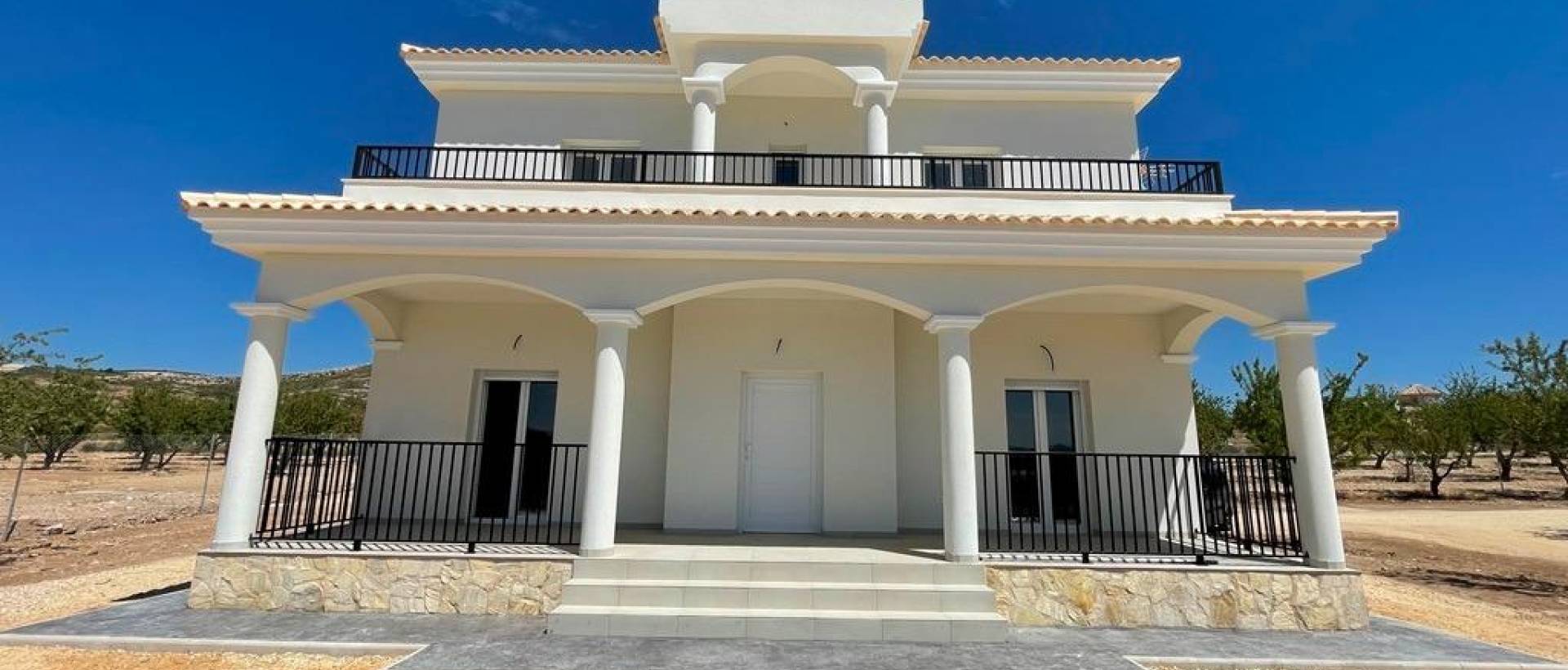 Obra Nueva - Villa / Chalet - Pinoso - Camino Del Prado