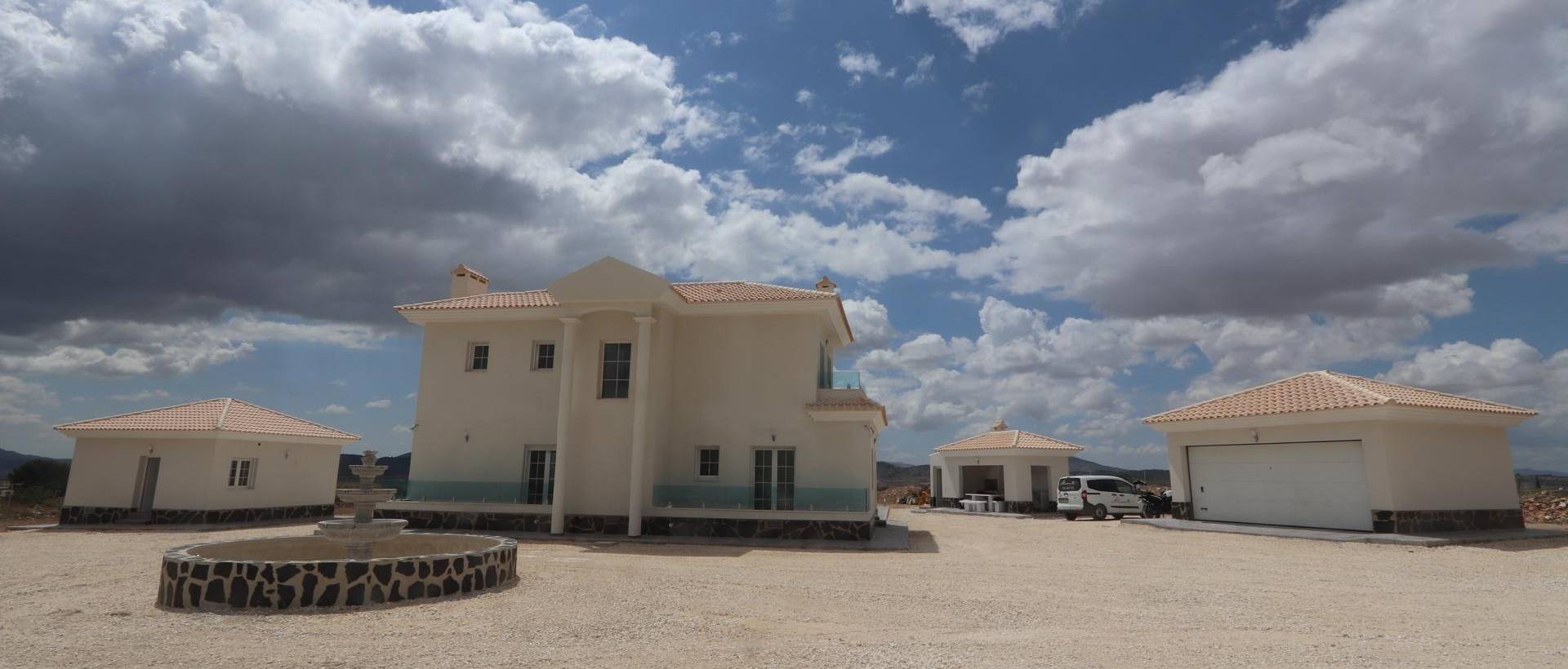 Obra Nueva - Villa / Chalet - Pinoso - Camino Del Prado