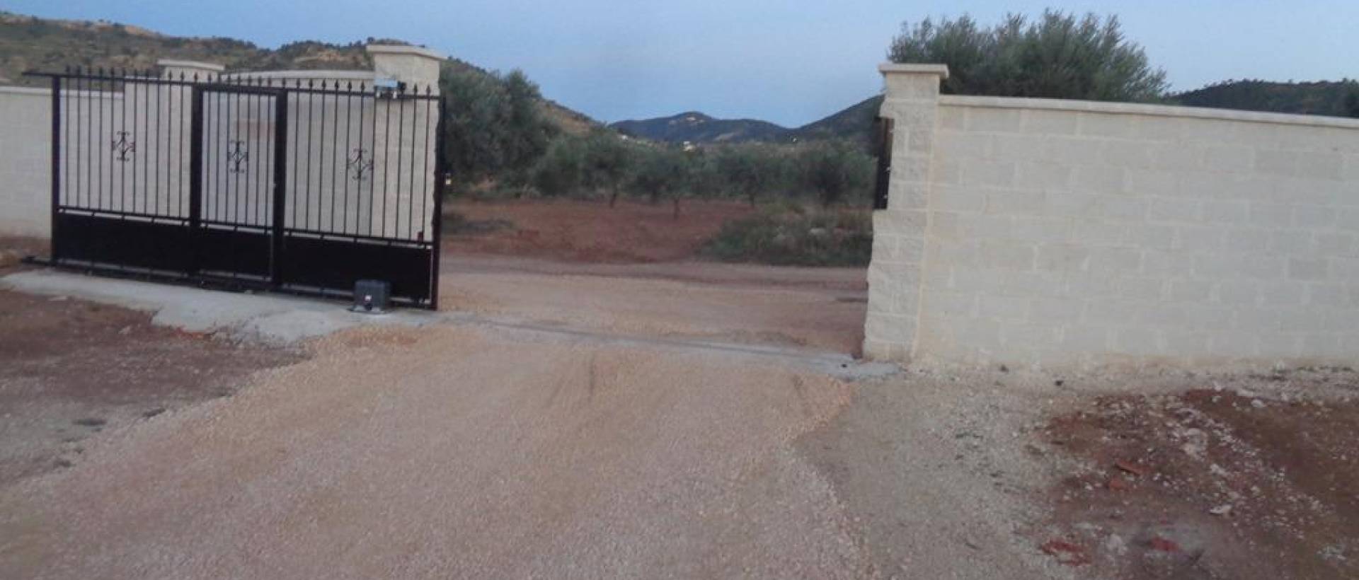 Obra Nueva - Villa / Chalet - Pinoso - Camino Del Prado