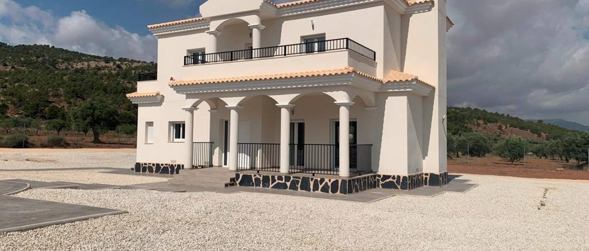 Obra Nueva - Villa / Chalet - Pinoso - Camino Del Prado