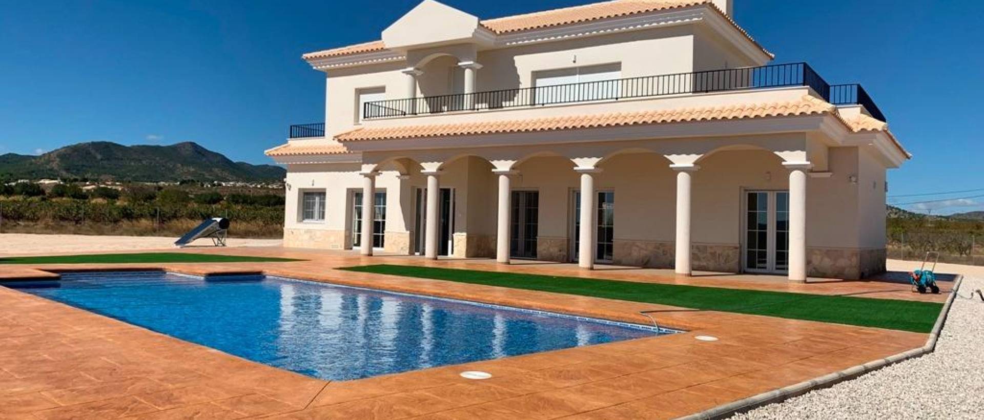 Obra Nueva - Villa / Chalet - Pinoso - Camino Del Prado