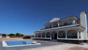 Obra Nueva - Villa / Chalet - Pinoso - Camino Del Prado
