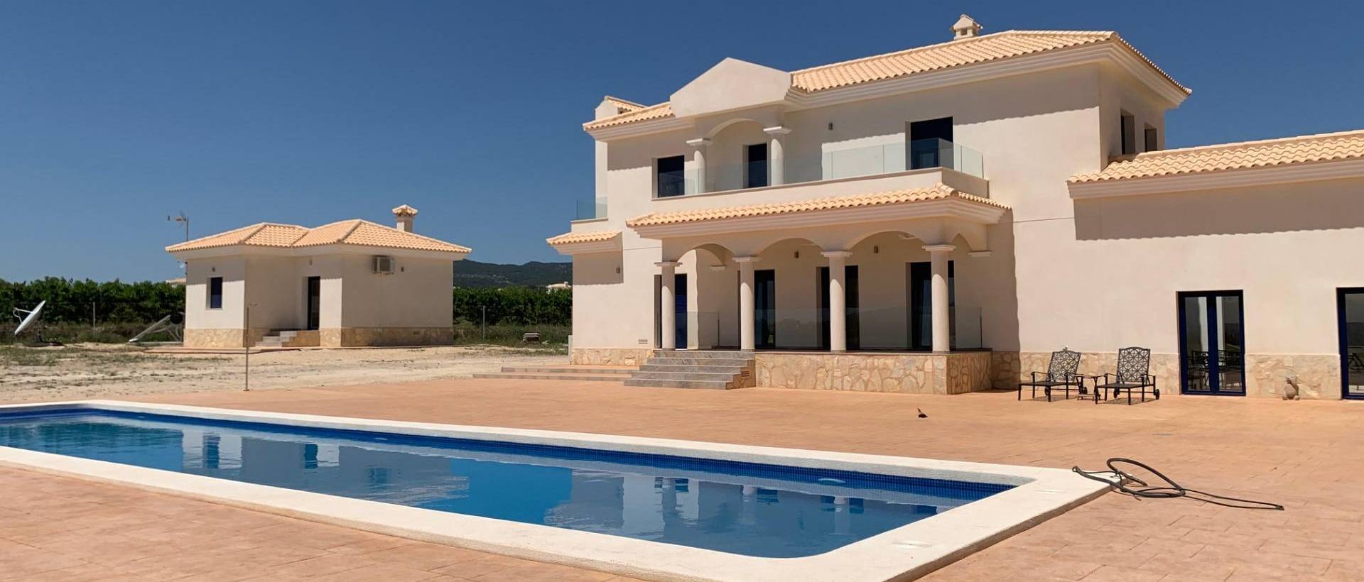 Obra Nueva - Villa / Chalet - Pinoso - Camino Del Prado