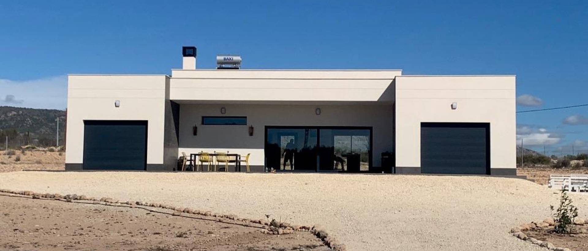 Obra Nueva - Villa / Chalet - Pinoso - Camino Del Prado