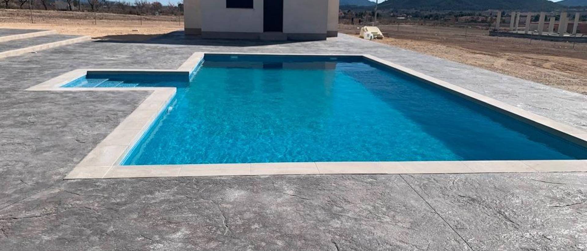 Obra Nueva - Villa / Chalet - Pinoso - Camino Del Prado