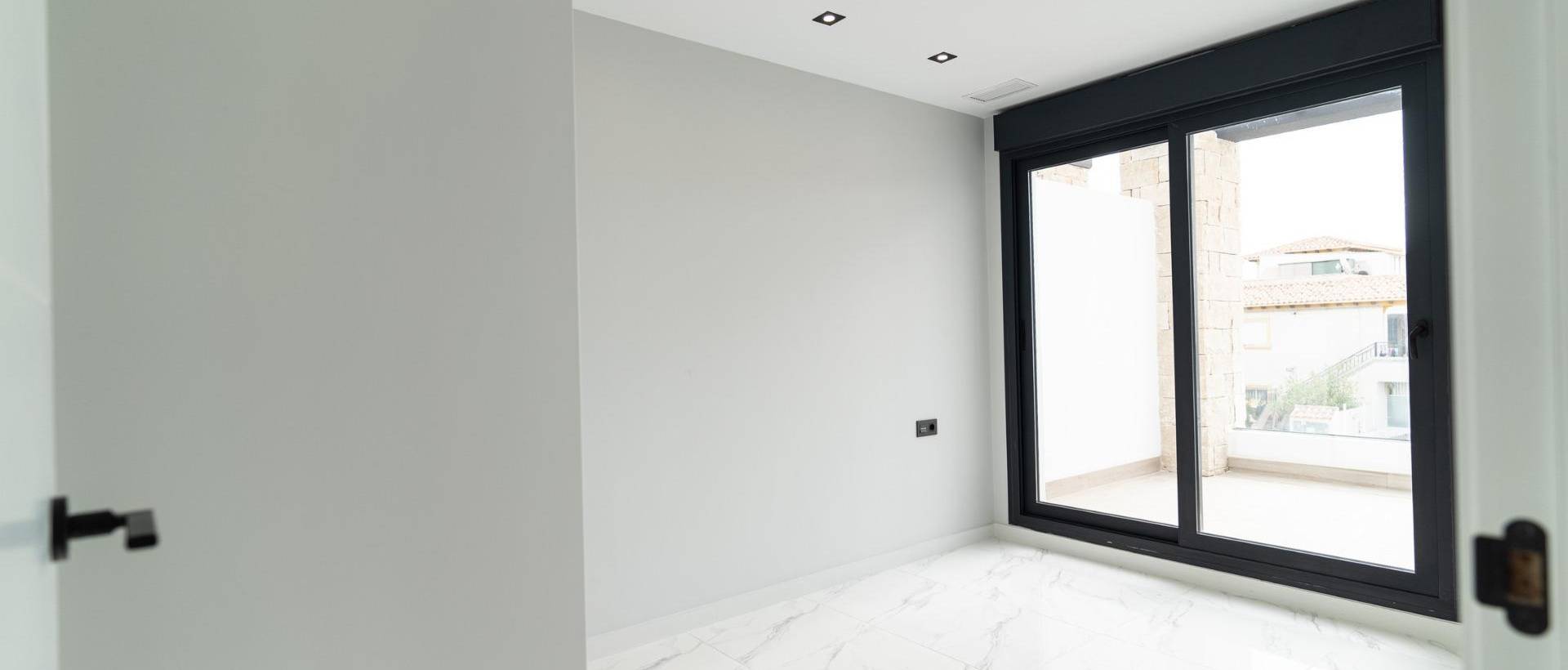 Obra Nueva - Villa / Chalet - Orihuela Costa - Punta Prima