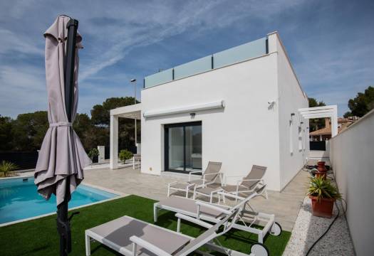 Obra Nueva - Villa / Chalet - Pilar de la Horadada - Pinar de Campoverde