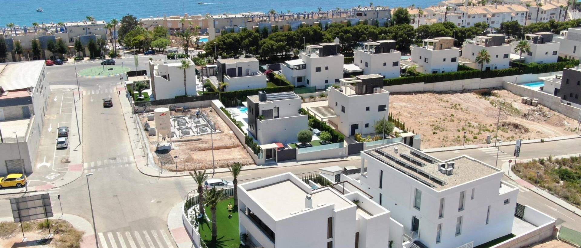 Obra Nueva - Villa / Chalet - Orihuela Costa - Campoamor