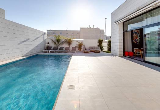 Obra Nueva - Villa / Chalet - Pilar de la Horadada