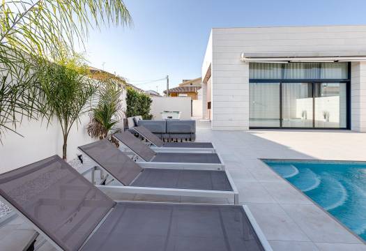 Obra Nueva - Villa / Chalet - Pilar de la Horadada