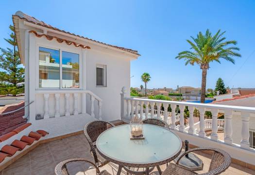 Reventa - Villa / Chalet - Ciudad Quesada