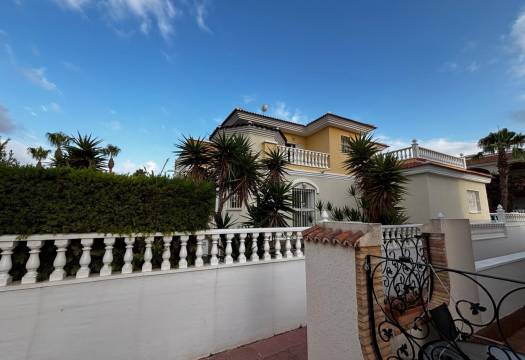 Resale - Semi Detached - Ciudad Quesada - Doña Pepa