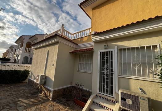 Resale - Semi Detached - Ciudad Quesada - Doña Pepa