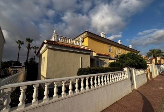 Resale - Semi Detached - Ciudad Quesada - Doña Pepa