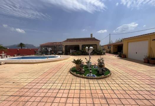 Resale - Finca / Country Property - Fortuna