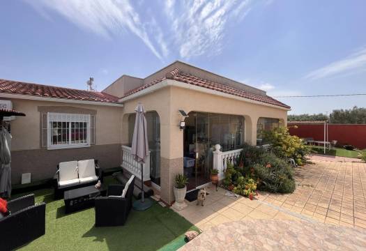 Resale - Finca / Country Property - Fortuna