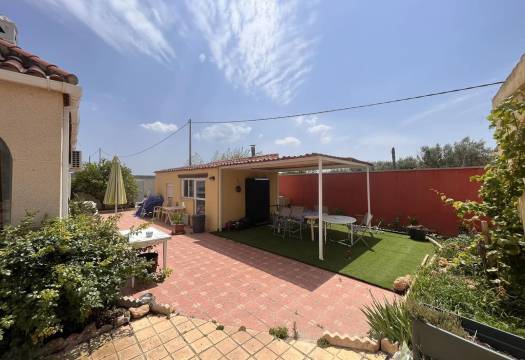 Resale - Finca / Country Property - Fortuna