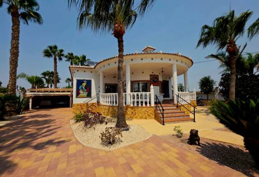 Resale - Villa - Catral
