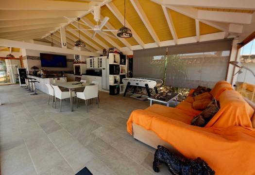 Resale - Villa - Catral