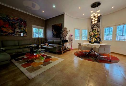 Resale - Villa - Catral