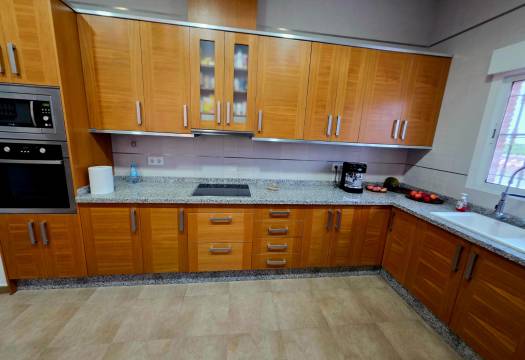 Resale - Villa - Catral