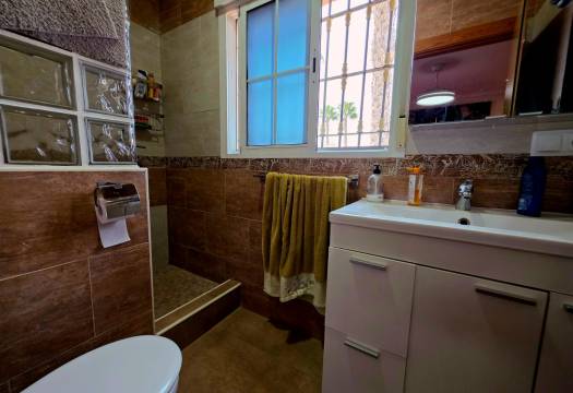 Resale - Villa - Catral