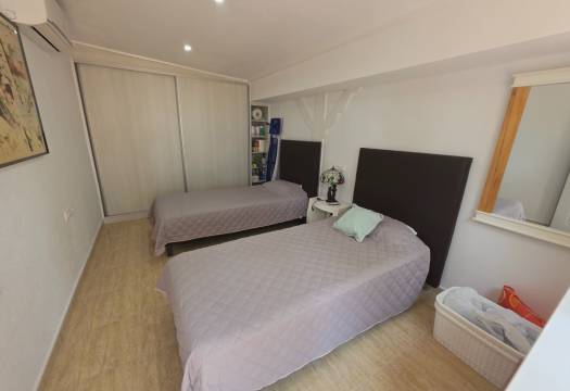 Resale - Villa - Catral