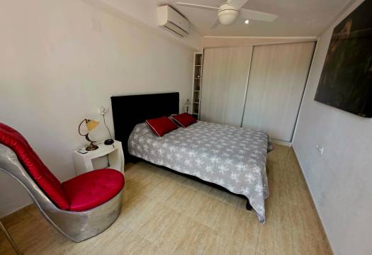 Resale - Villa - Catral