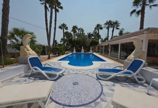 Resale - Villa - Catral