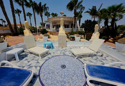 Resale - Villa - Catral