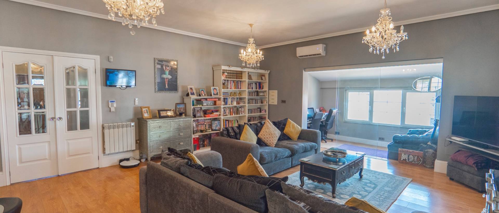 Resale - Villa - Heredades