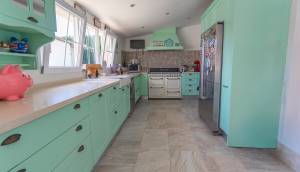 Resale - Villa - Heredades