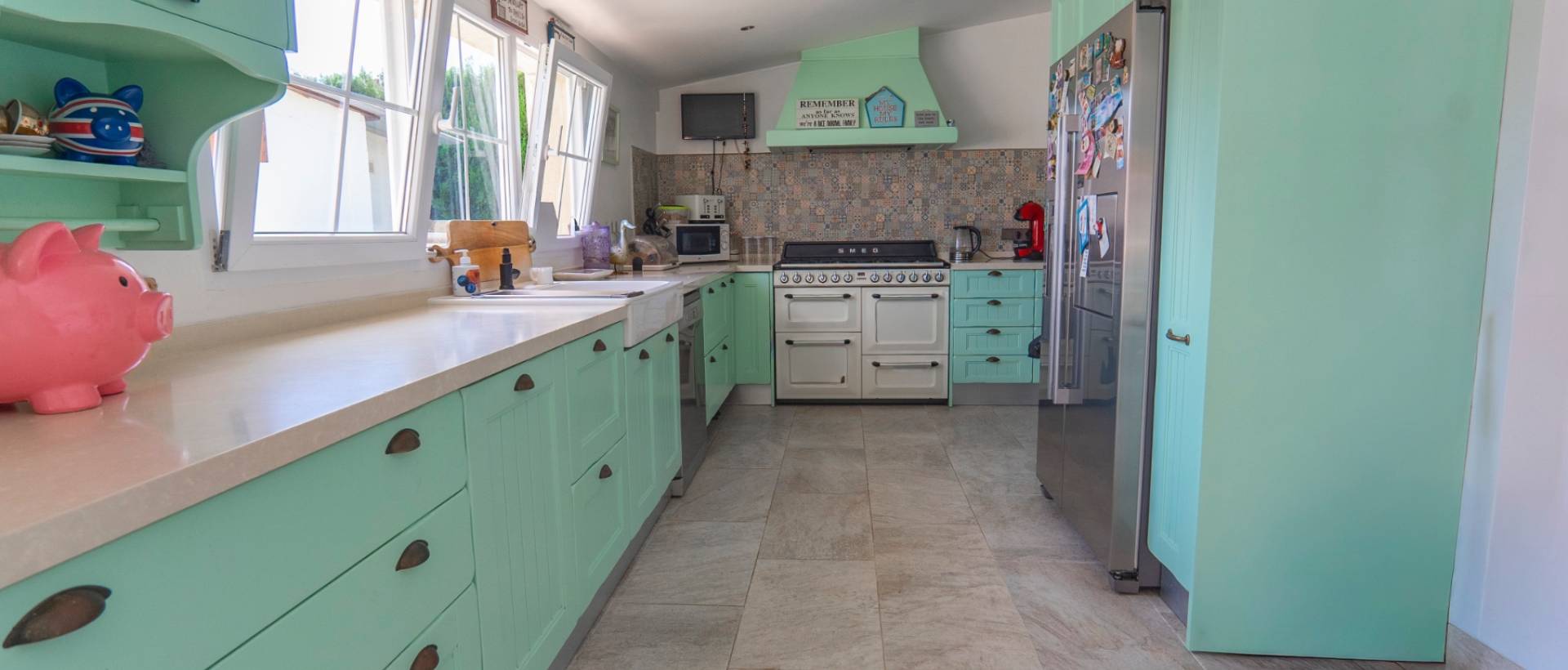 Resale - Villa - Heredades