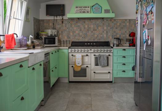 Resale - Villa - Heredades