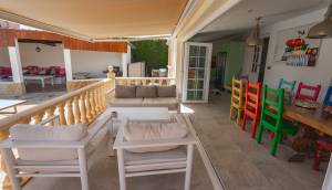 Resale - Villa - Heredades