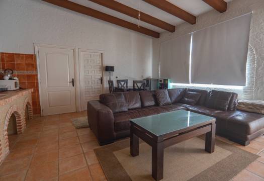 Resale - Villa - Heredades