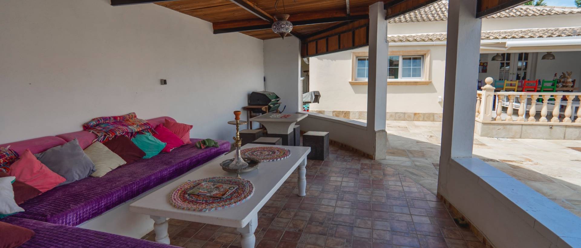 Resale - Villa - Heredades