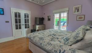 Resale - Villa - Heredades